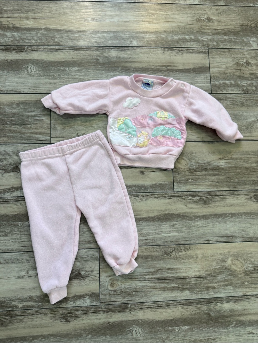 Lacoste Light Pink Fleece Sweatshirt & Joggers Set